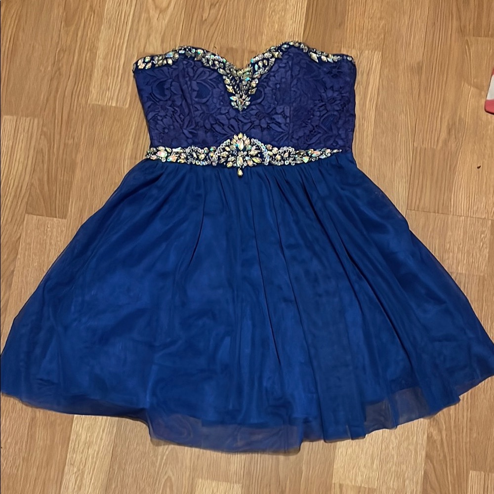 David’s Bridal Blue Homecoming dress. Size 1